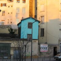 C'est une maison bleue...